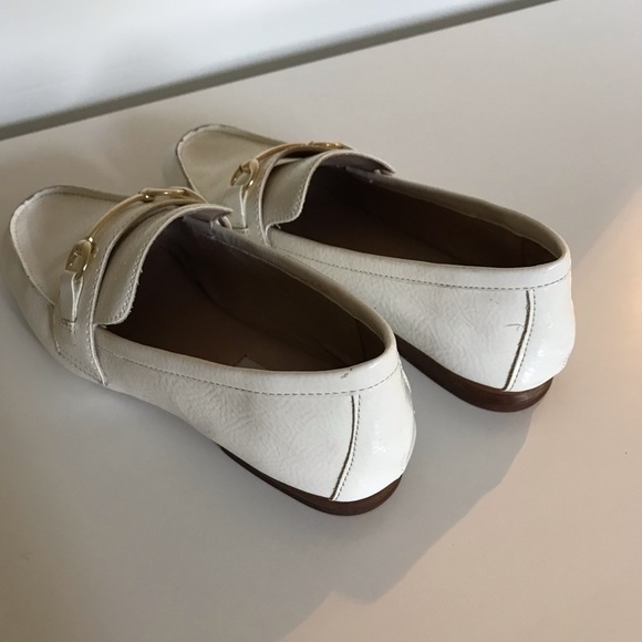 Steve Madden White Patent Loafers Size 6 - Picture 2 of 5